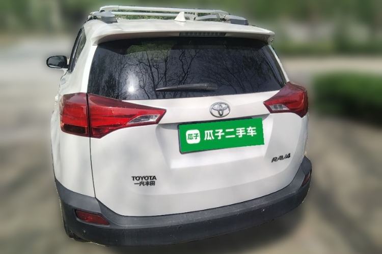 Used Toyota RAV4 2015 2.0L CVT Two-Wheel Drive Fashion Edition
