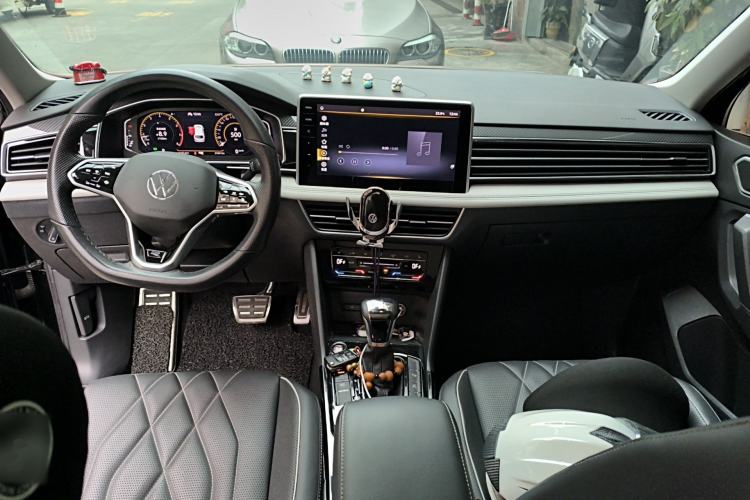 Used Volkswagen Tiguan L 2022 330TSI Automatic Two-Wheel Drive R-Line Enhanced Edition
