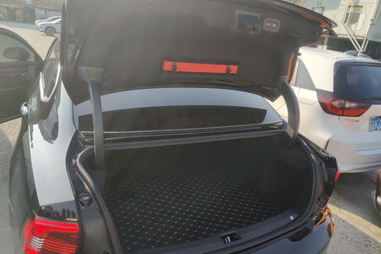 Used Volvo S90 2023 B5 Zhiyuan Luxury Edition