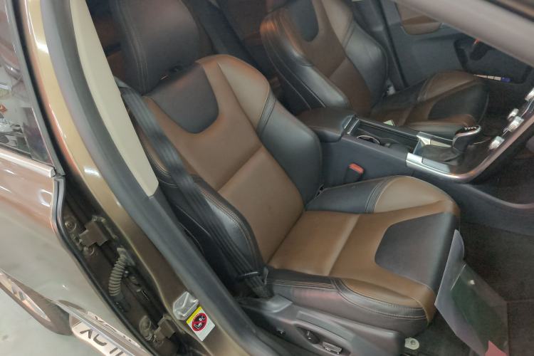 Used Volvo XC60 2016 T5 Smart Version