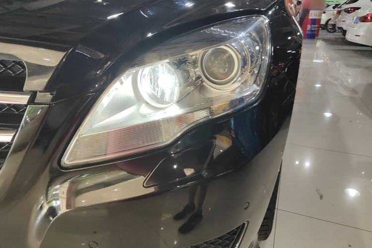 Used Mercedes-Benz R-Class 2014 R 320 4MATIC Luxury Model