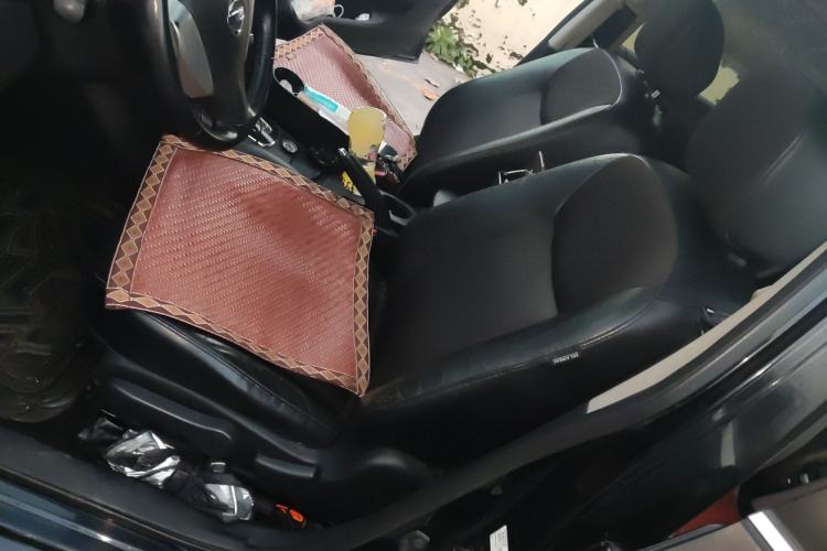 Used Nissan Tiida 2011 1.6L CVT Smart Version