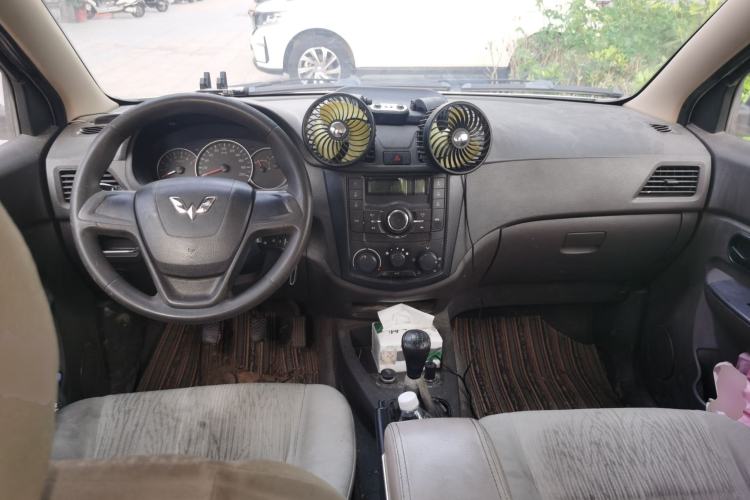 Used Wuling Hongguang 2015 1.2L S Base Model China V Standard
