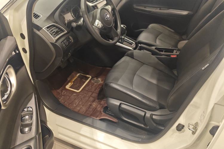 Used Nissan Sylphy 2016 1.6 XL CVT Luxury Edition Left Front Seat