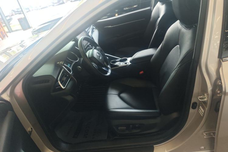 Used Toyota Camry 2023 2.0GVP Premier Edition Left Front Seat