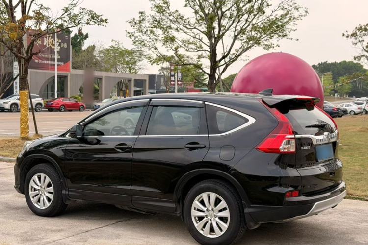 Used Honda CR-V 2016 2.0L Two-Wheel Drive Classic Edition