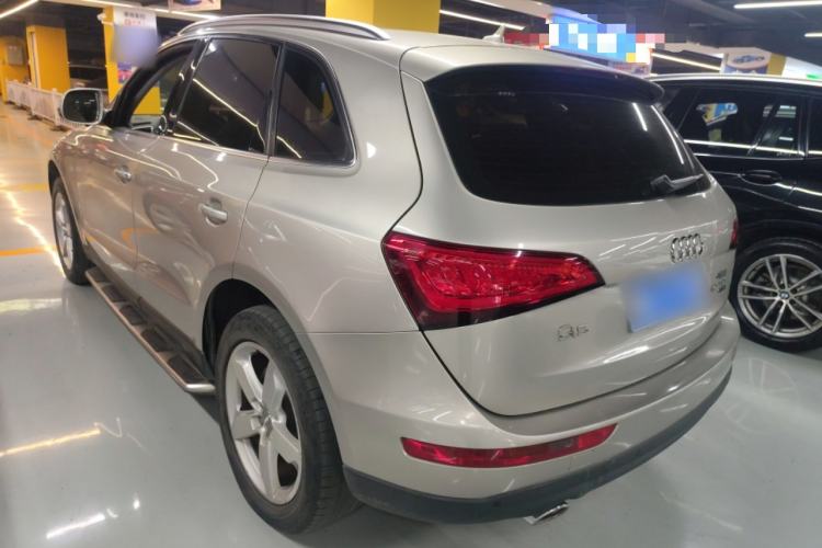 Used Audi Q5 2015 40 TFSI Technology Edition Rear Left 45 Deg