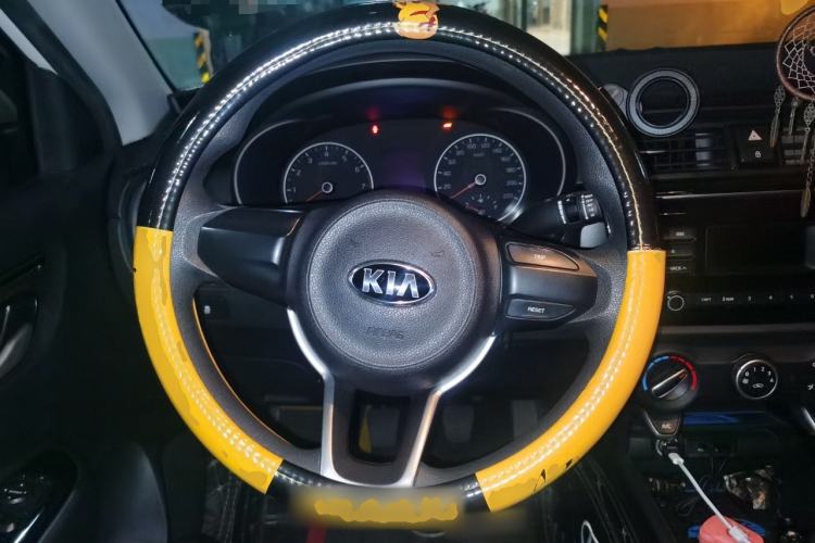 Used Kia K2 2017 Sedan 1.4L Manual Transmission 15th Anniversary Special Edition GLS Steering Wheel