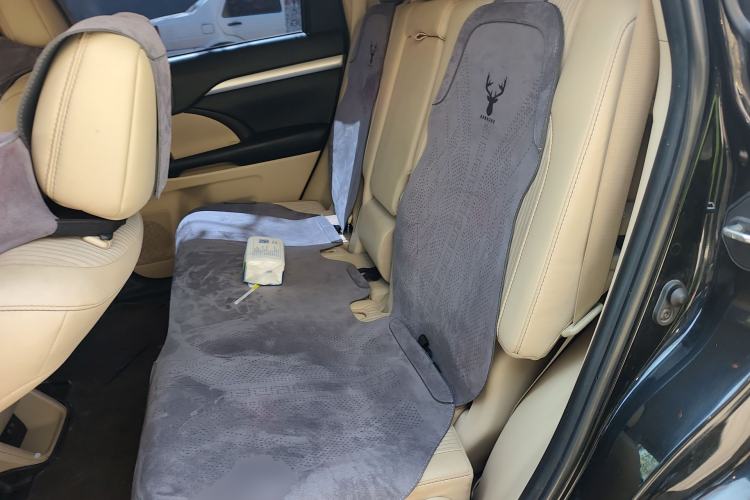 Used Toyota Highlander 2018 2.0T Four-Wheel Drive Elite Edition 7 Seats China VI Standard Left Rear Seat