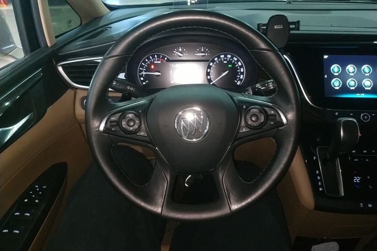 Used Buick GL8 2017 ES 28T Flagship Model China V Standard Steering Wheel
