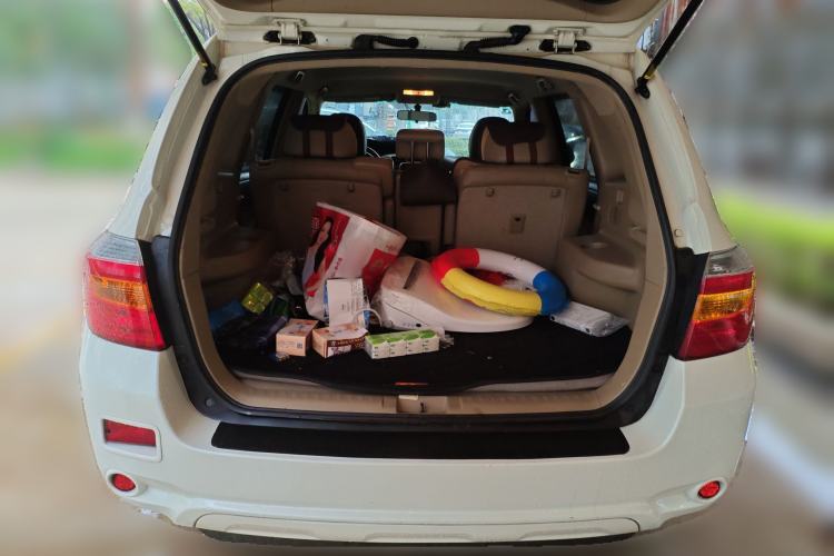 Used Toyota Highlander 2011 2.7L Two-Wheel Drive 5-Seater Sport Edition
