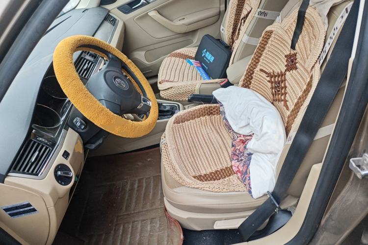 Used Volkswagen Bora 2014 1.6L Automatic Comfort Model Left Front Seat