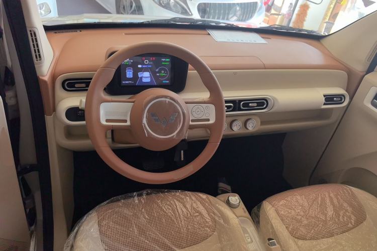 Used Wuling Hongguang MINIEV 2024 3rd Generation 215km Youth Edition
