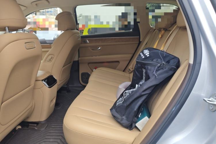 Used Hima AITO M7 2024 1.5T Rear-Drive Plus Version 5 Seats Interior 4