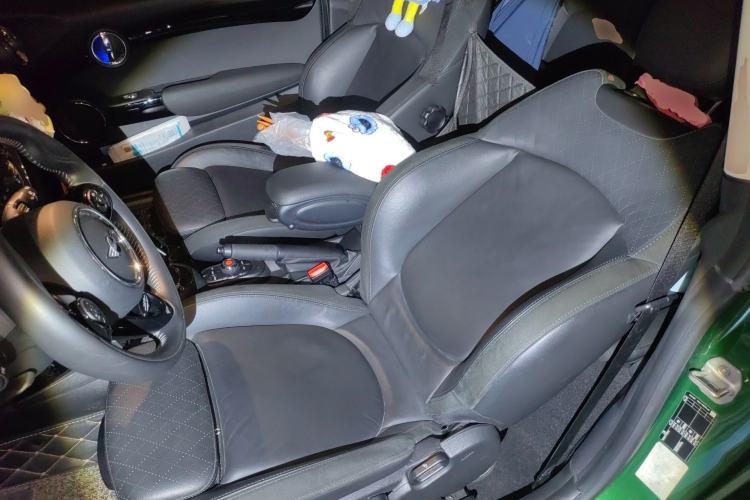 Used MINI 2020 1.5T COOPER Artist Left Front Seat