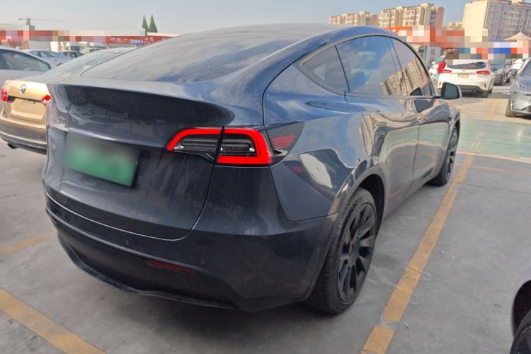 Used Tesla Model Y 2021 Long-Range All-Wheel-Drive Version 3D7