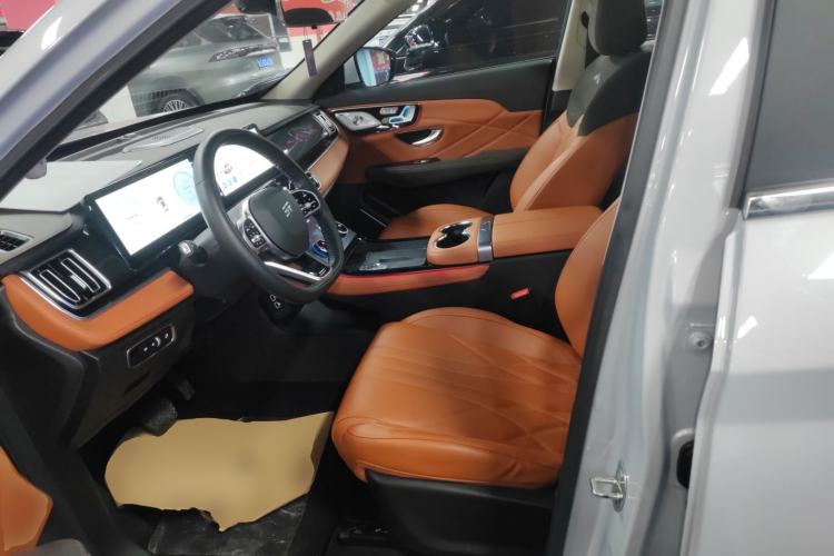 Used JETOUR Shanhai Shanhai L7 2024 1.5T 120km ULTRA 7-Seater
