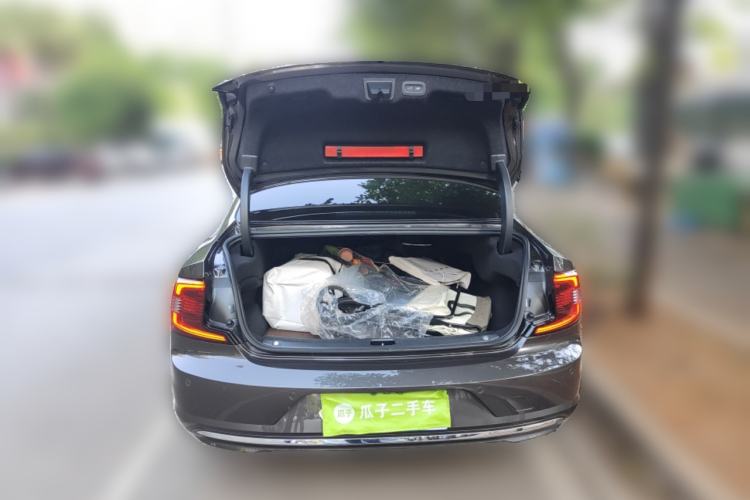 Used Volvo S90 2023 B5 Zhiyuan Luxury Edition