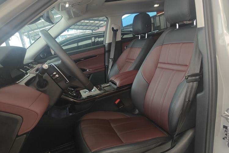 Used Land Rover Range Rover Evoque 2023 Aurora L 249 PS Luxury Edition