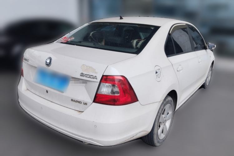 Used Skoda Rapid 2013 1.6L Manual Smart Selection Model
