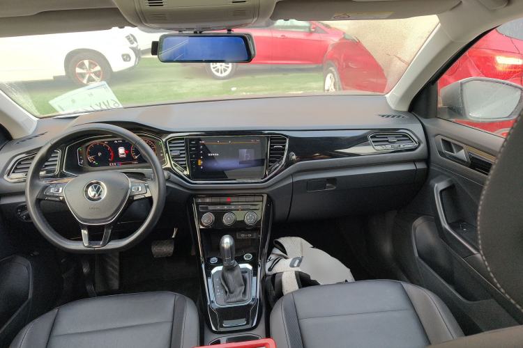 Used Volkswagen T-ROC 2021 280TSI DSG Two-Wheel Drive Comfort Connect Edition