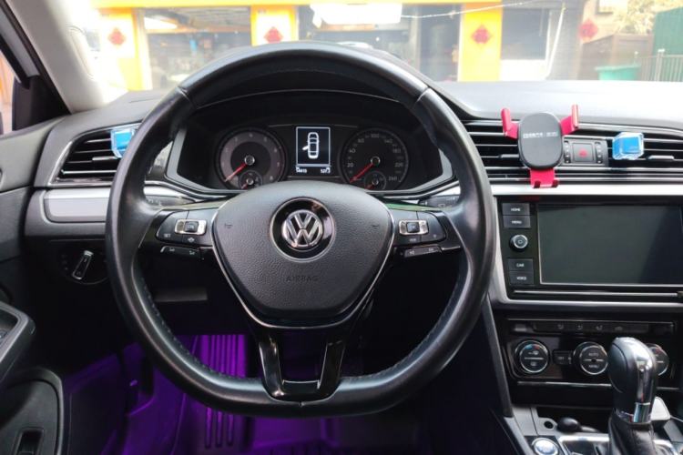 Used Volkswagen Lamando 2019 280TSI DSG Comfort Edition China VI standard
