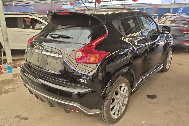 Used Infiniti ESQ 2014 1.6L Luxury Edition