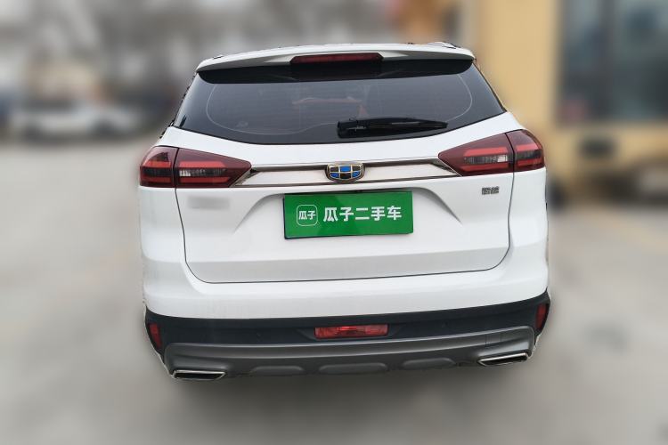 Used Geely Auto Emgrand X7 Sport 2018 1.8TD Automatic Two-Wheel Drive ZhiZun Model with 4G Connectivity