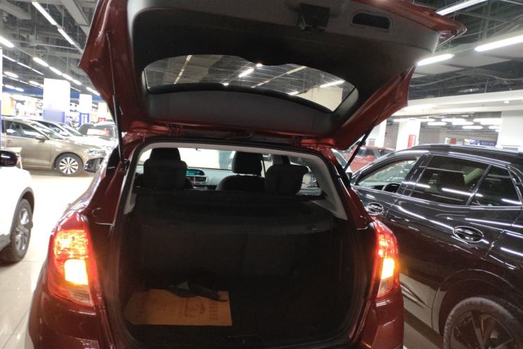 Used Buick Encore 2015 1.4T Automatic Two-Wheel Drive Urban Elite Version