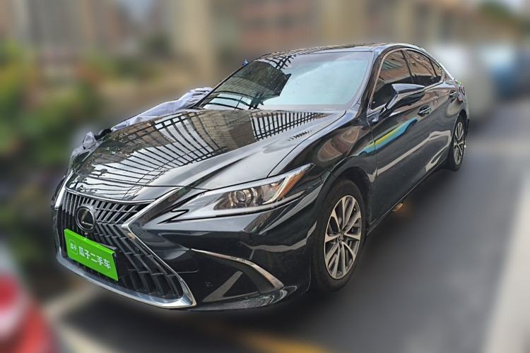 Used Lexus ES 2023 200 Excellence Edition