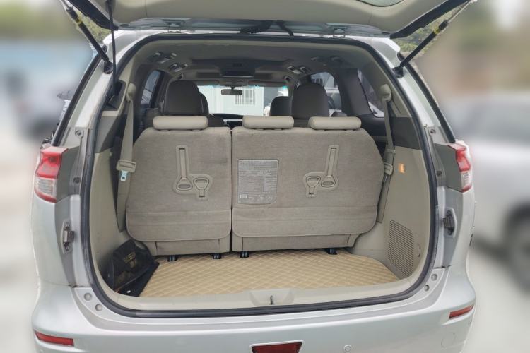 Used Toyota Previa 2006 2.4L 7-Seater Luxury Edition