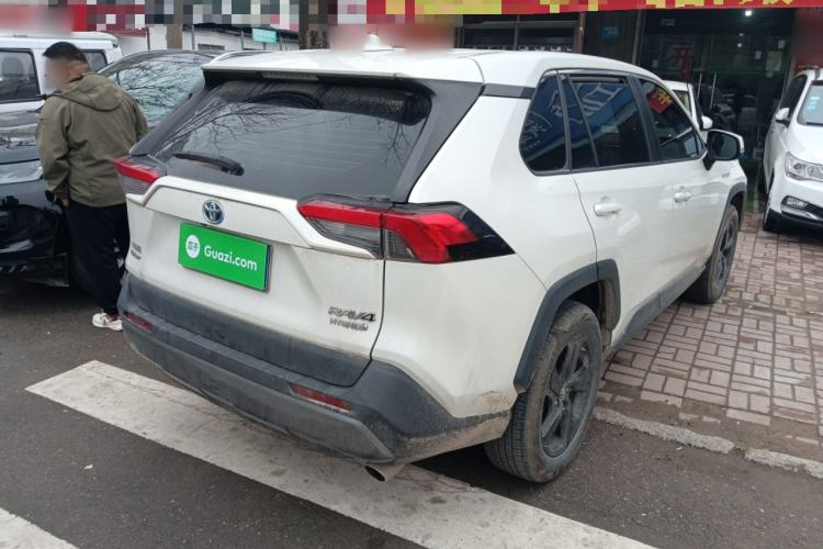 Used Toyota RAV4 2020 Dual-Engine 2.5L E-CVT 4x4 Elite PLUS Edition
