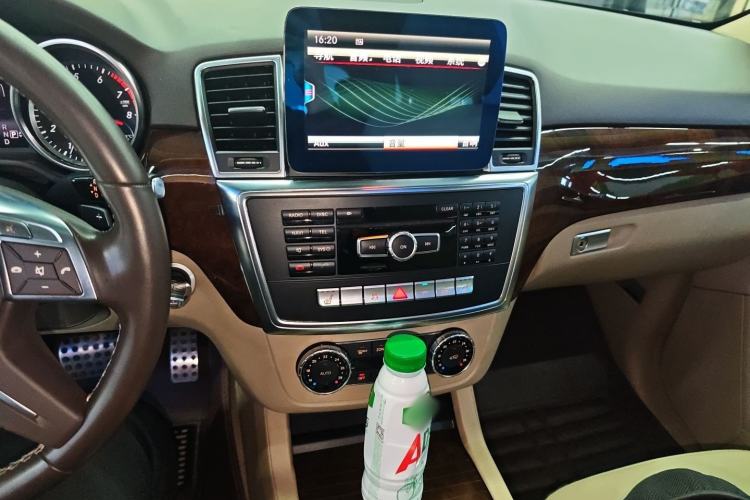 Used Mercedes-Benz M-Class 2014 ML 400 4MATIC Dynamic Model
