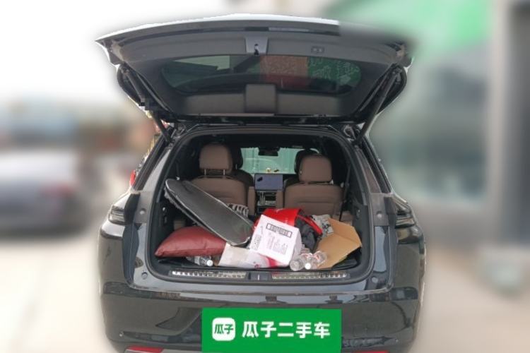 Used Li Auto L8 2025 Max Smart Refresh Edition
