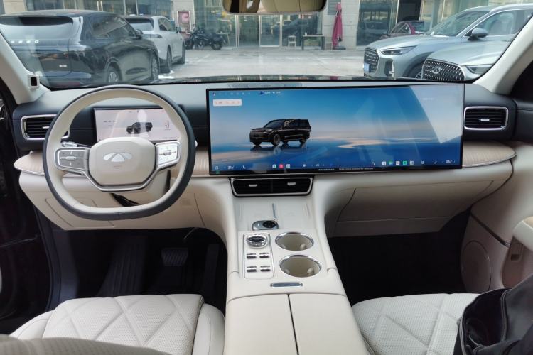 Used Chery T11 2026 Model 220 All-Wheel Drive Family Fun Edition