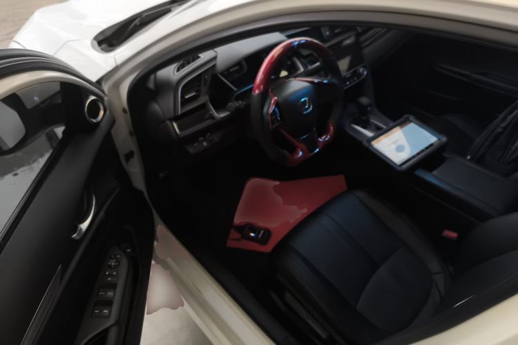 Used Honda Civic 2016 220TURBO CVT Luxury Edition
