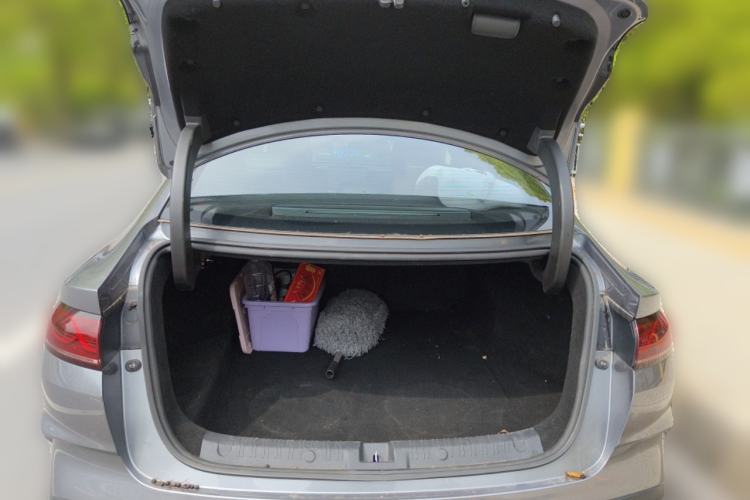 Used BYD Qin L 2024 DM-i 120KM Leading Model Trunk