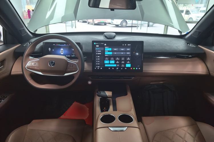 Used Changan UNI-Z New Energy 2024 Blue Whale Smart Electric iDD 125km Excellence Model
