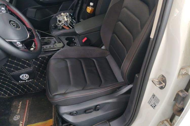 Used Volkswagen Tayron 2022 280TSI Two-Wheel Drive Luxury Smart Connectivity Version Left Front Seat