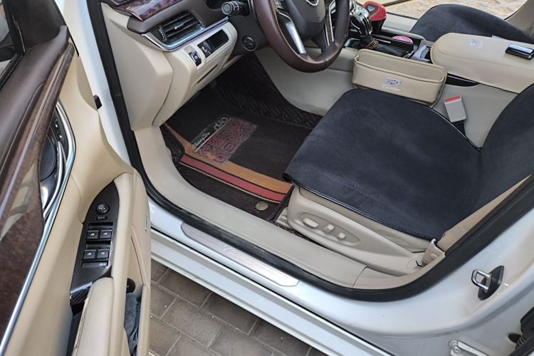 Used Cadillac XTS 2013 28T Comfort Model
