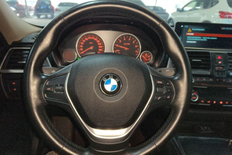 Used BMW 3 Series 2019 320Li Fashion Model Steering Wheel