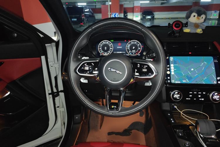 Used Jaguar E-PACE 2024 YAO Black Sport Edition R-DYNAMIC SE BLACK Steering Wheel