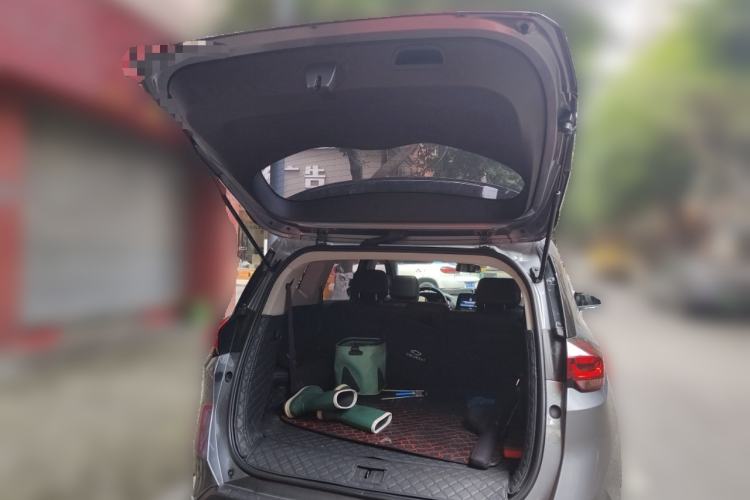 Used Chevrolet Orlando 2018 Redline 530T Automatic Enjoyment Edition (5+2 Model) – China V Standard Trunk