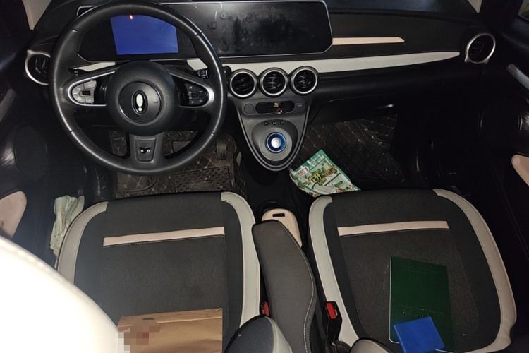 Used ORA Black Cat 2022 405 km Long-Range Version Ternary Lithium Center Console