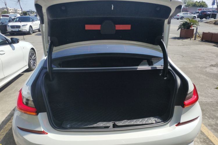 Used BMW 3 Series 2020 Restyled 325Li M Sport Package
