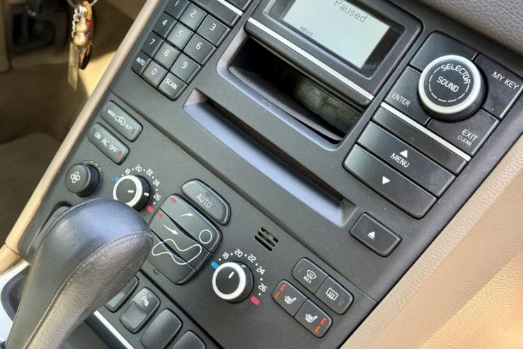 Used Volvo XC Classic 2014 T5 Luxury Edition
