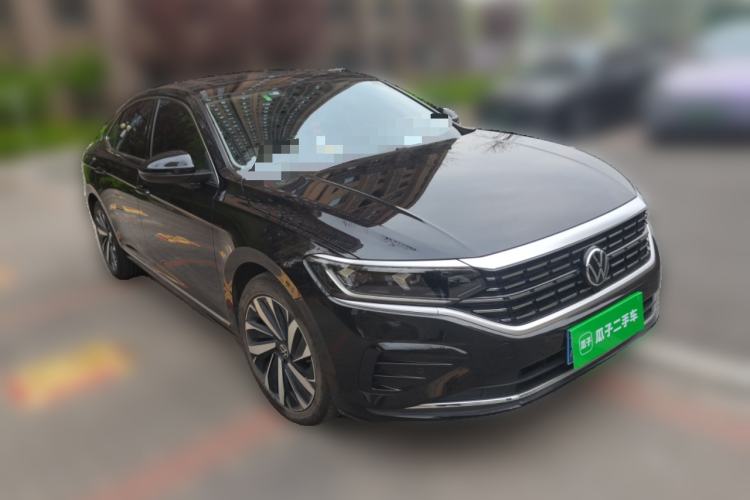 Used Volkswagen Passat 2022 330TSI Elite Edition Front Right 45 Deg