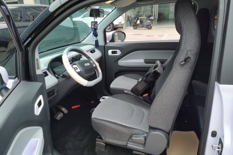 Used Chery QQ Ice Cream 2022 170km Sundae Phosphate Lithium-Ion