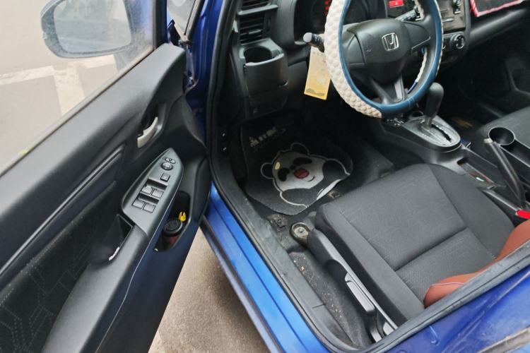 Used Honda Fit 2016 1.5L LX CVT Comfort Model Driver Seat