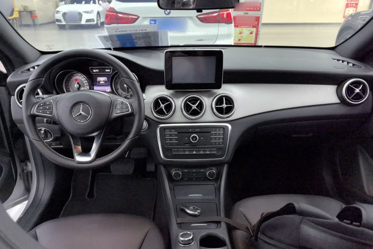 Used Mercedes-Benz CLA 2015 CLA 200
